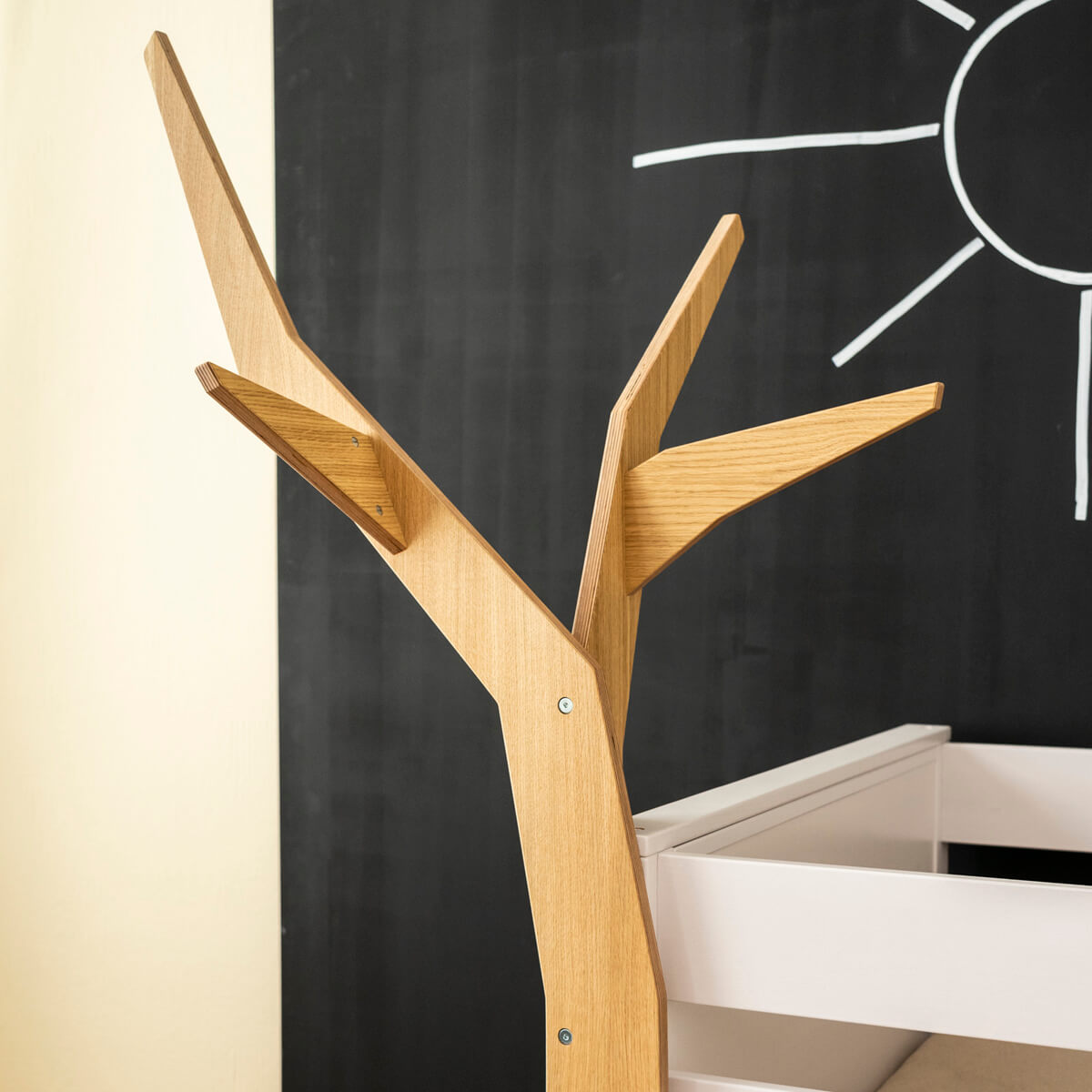 Arbre porte manteau KASVA chêne huilé