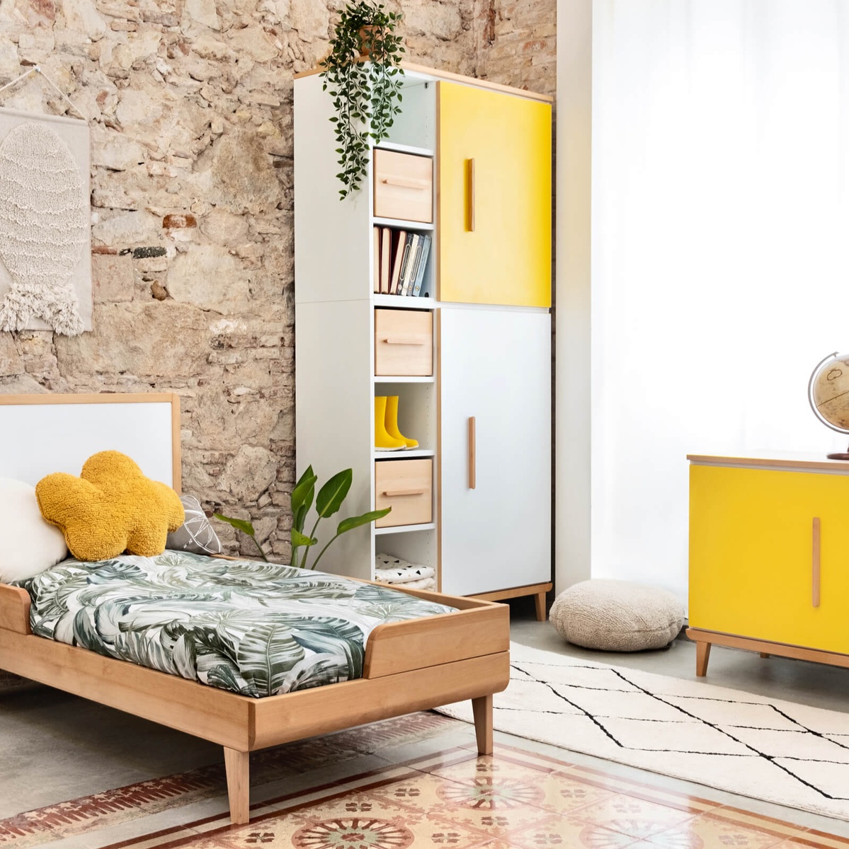 Armario 198 cm 2 puertas NADO Retro acabado haya sunshine yellow-white