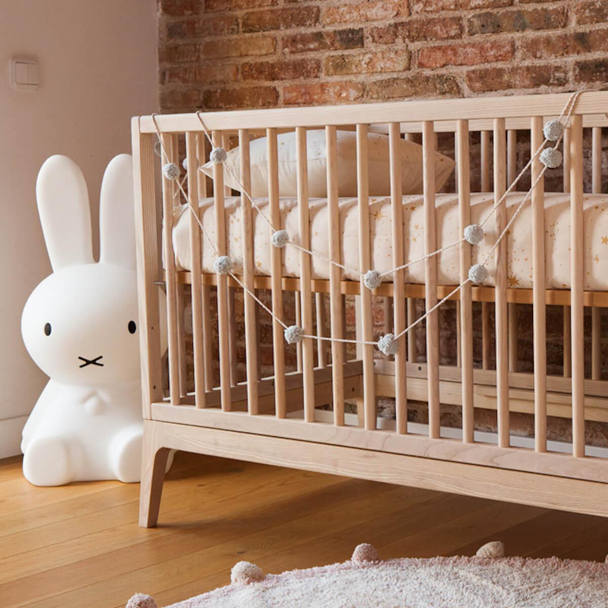 Baby bed KERA in ash with Round top and Pure legs
