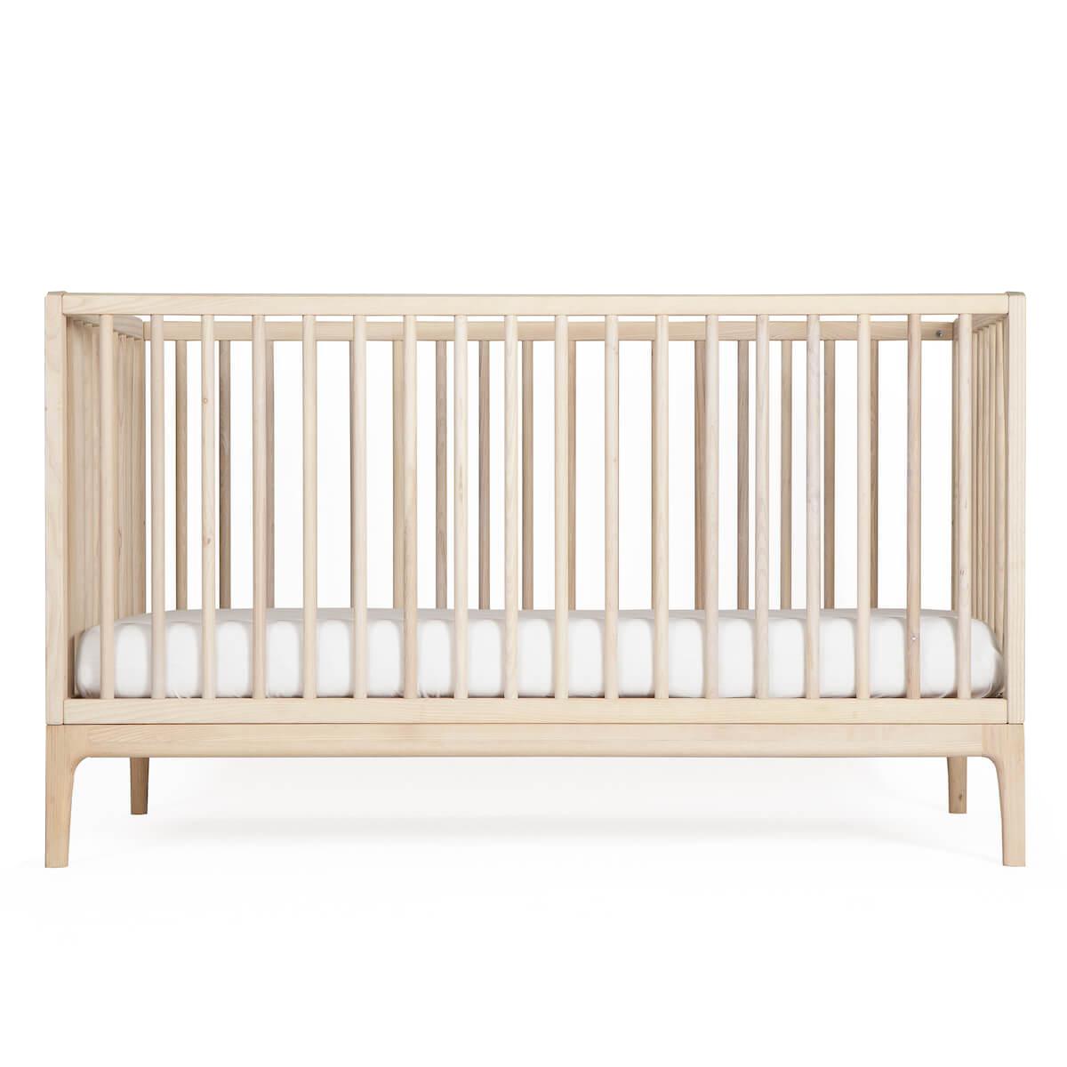Baby bed KERA in ash with Straight top and Curve legs
