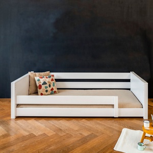 Cama montessori-barrera simple 90x200cm KASVA haya lacado blanco