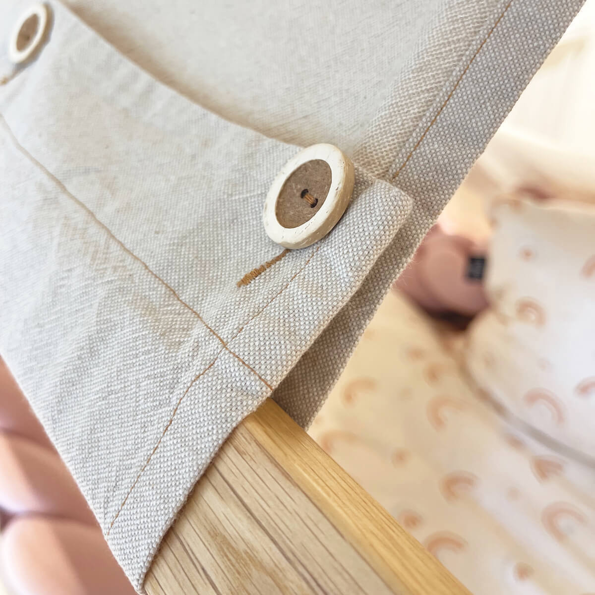 Cama montessori barrera simple-techo casa-textil KASVA haya lacado blanco-contrachapado roble