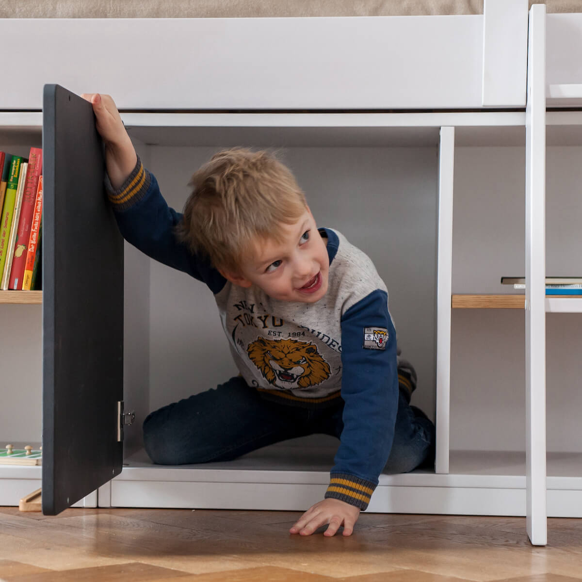 Combinaison lit mi-hauteur - portes ardoises - étagères tablettes chêne huilé KASVA 