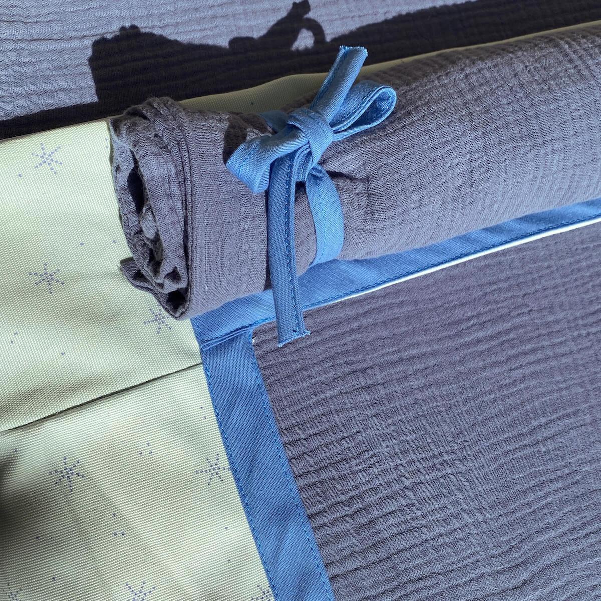 Lit mezzanine cabane KASVA textiles Bobble green-blue