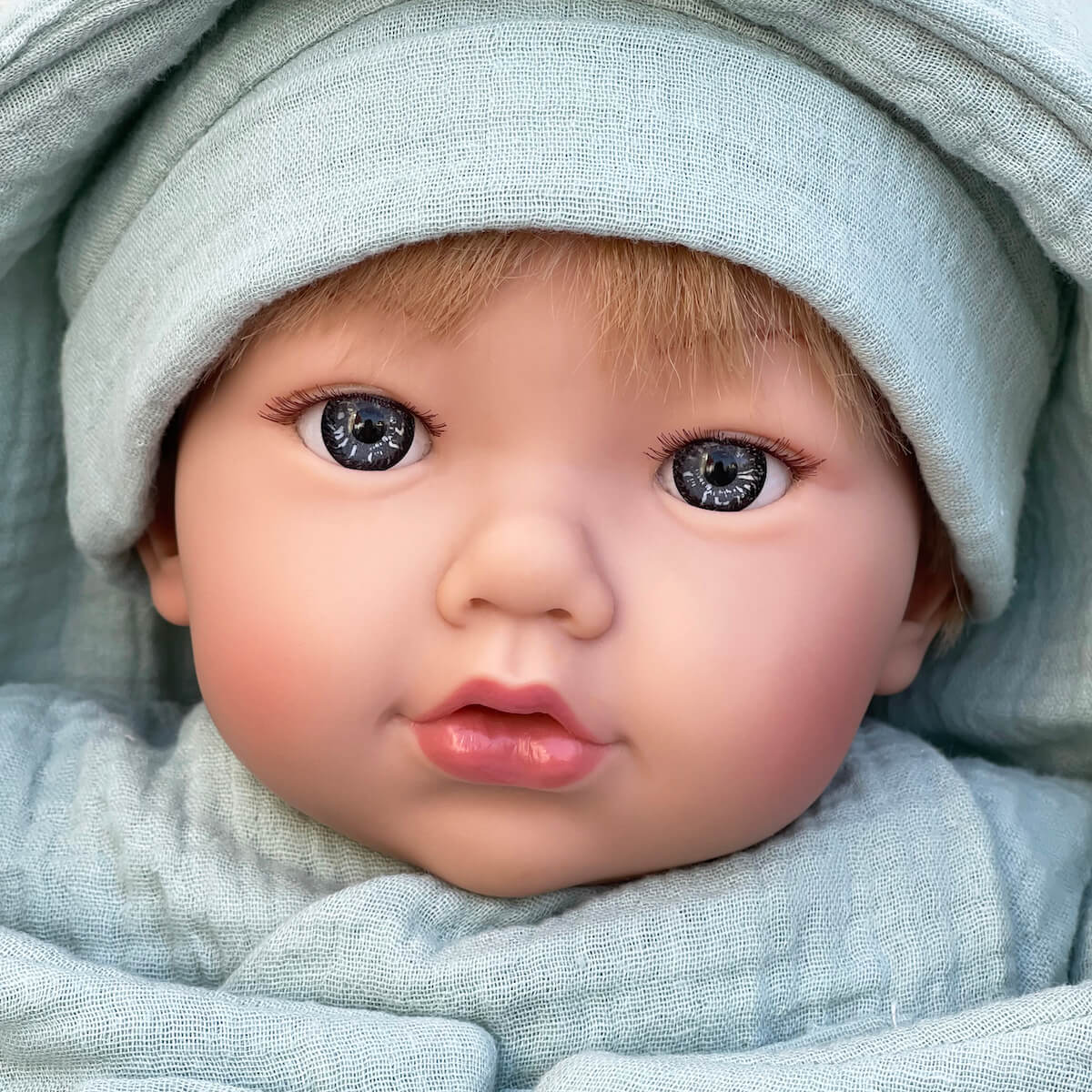 Poupée 42cm Jim BOBBLE vert